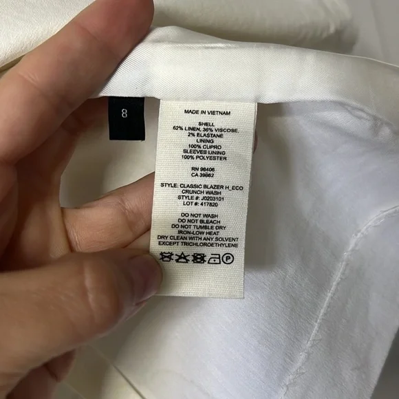 Theory Slightly Off White Blazer - Picture 4 of 14